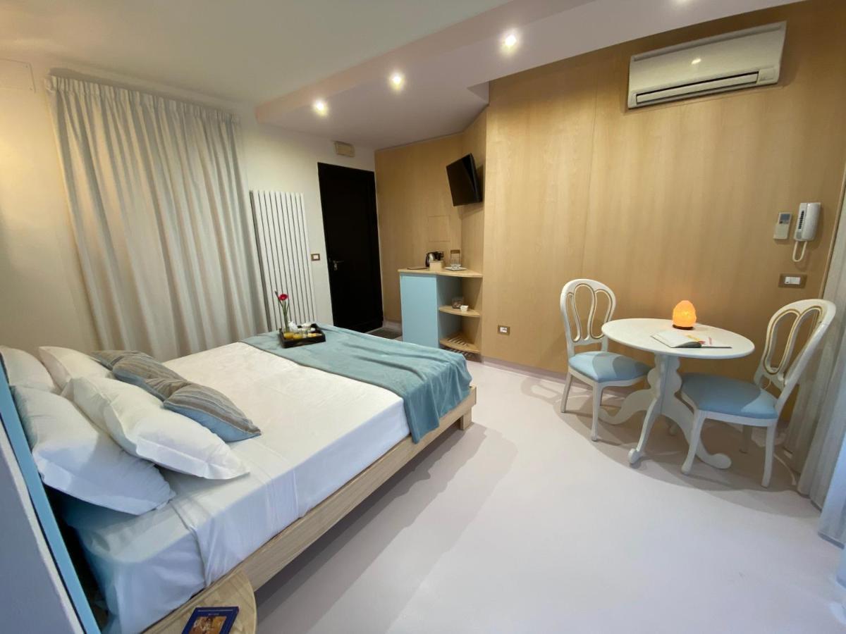 Casa Di Carlo Goldoni - Dimora Storica Bed & Breakfast Chioggia Bagian luar foto