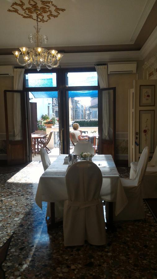 Casa Di Carlo Goldoni - Dimora Storica Bed & Breakfast Chioggia Bagian luar foto
